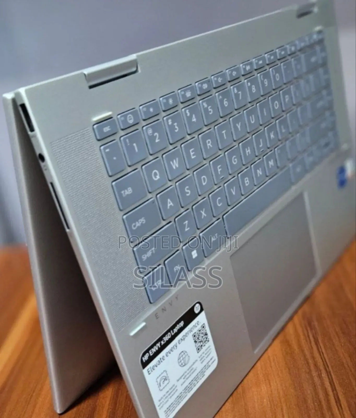 New Laptop HP Envy X360 8GB Intel Core I5 SSD 512GB