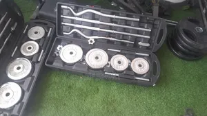 የሰውነት ቅርፆን በቤት ውስጥ ያስተካክሉ