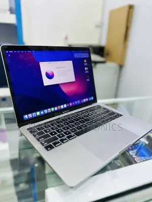 Laptop Apple MacBook 2016 8GB Intel Core I5 SSD 256GB