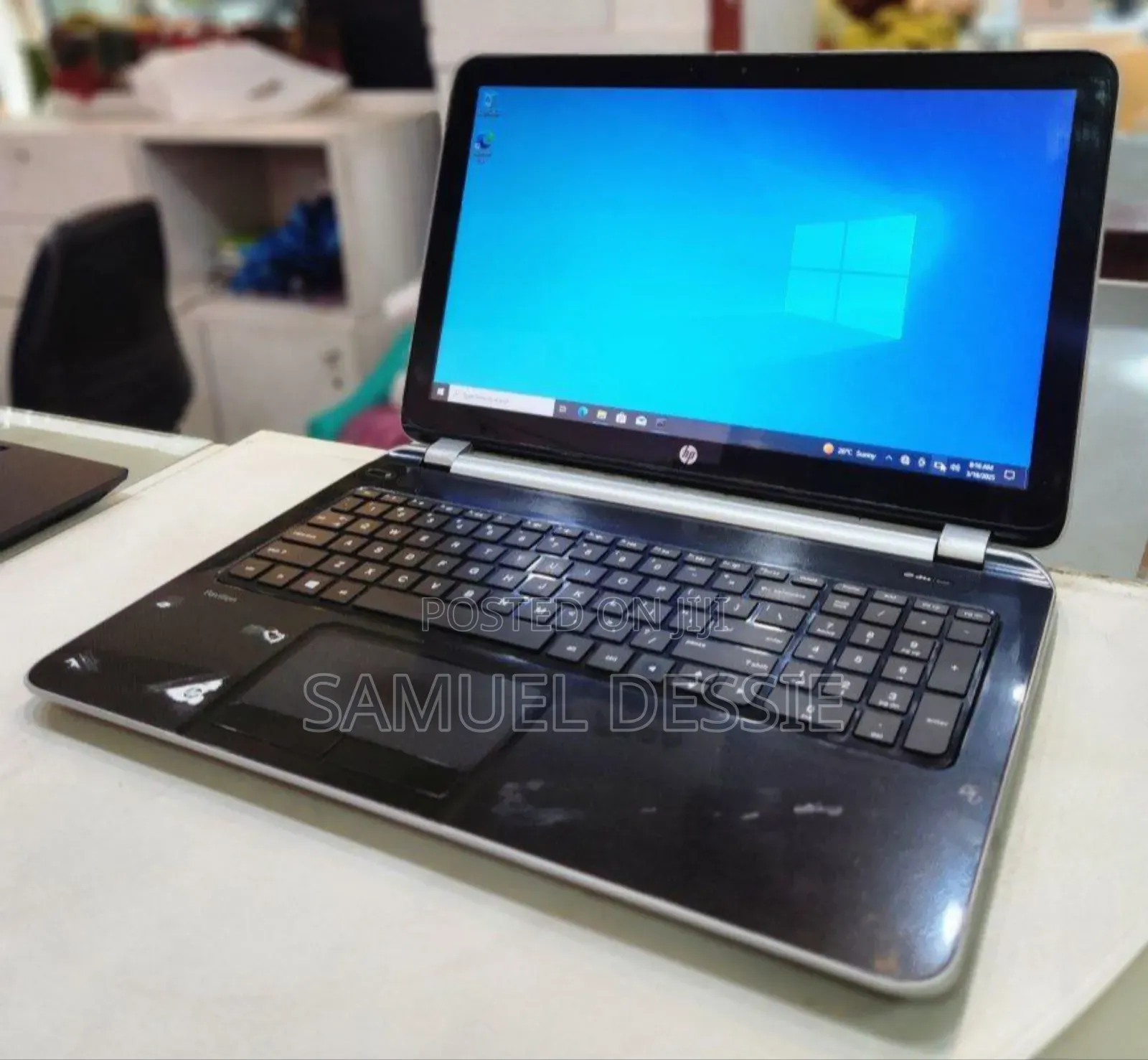 New Laptop HP Pavilion 15 8GB AMD A10 HDD 1T