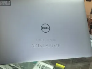 New Laptop Dell Precision 15 3520 32GB Intel Core I7 SSD 512GB