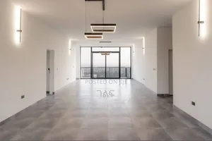 3bdrm Apartment in አፓርትመንት ሽያጭ
መገናኛ፡𝗧𝗼𝗽, Bole for sale