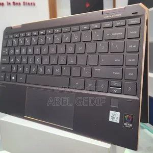 New Laptop HP Spectre X360 8GB Intel Core I7 SSD 512GB