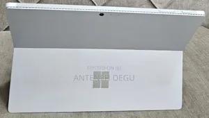 New Laptop Microsoft Surface Pro 4 8GB Intel Core I7 SSD 256GB