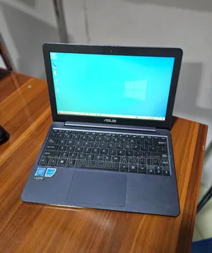 New Laptop Asus VivoBook 15 X505BA 4GB Intel Pentium SSD 32GB