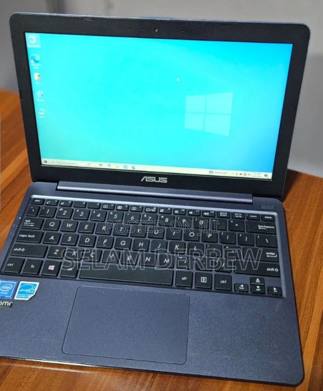 Laptop Asus VivoBook E12 E203NA 4GB Intel Celeron SSD 32GB