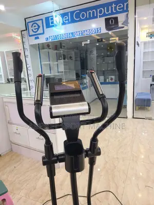 ዘመናዊ Adidas X21 Cross Exercise Bike