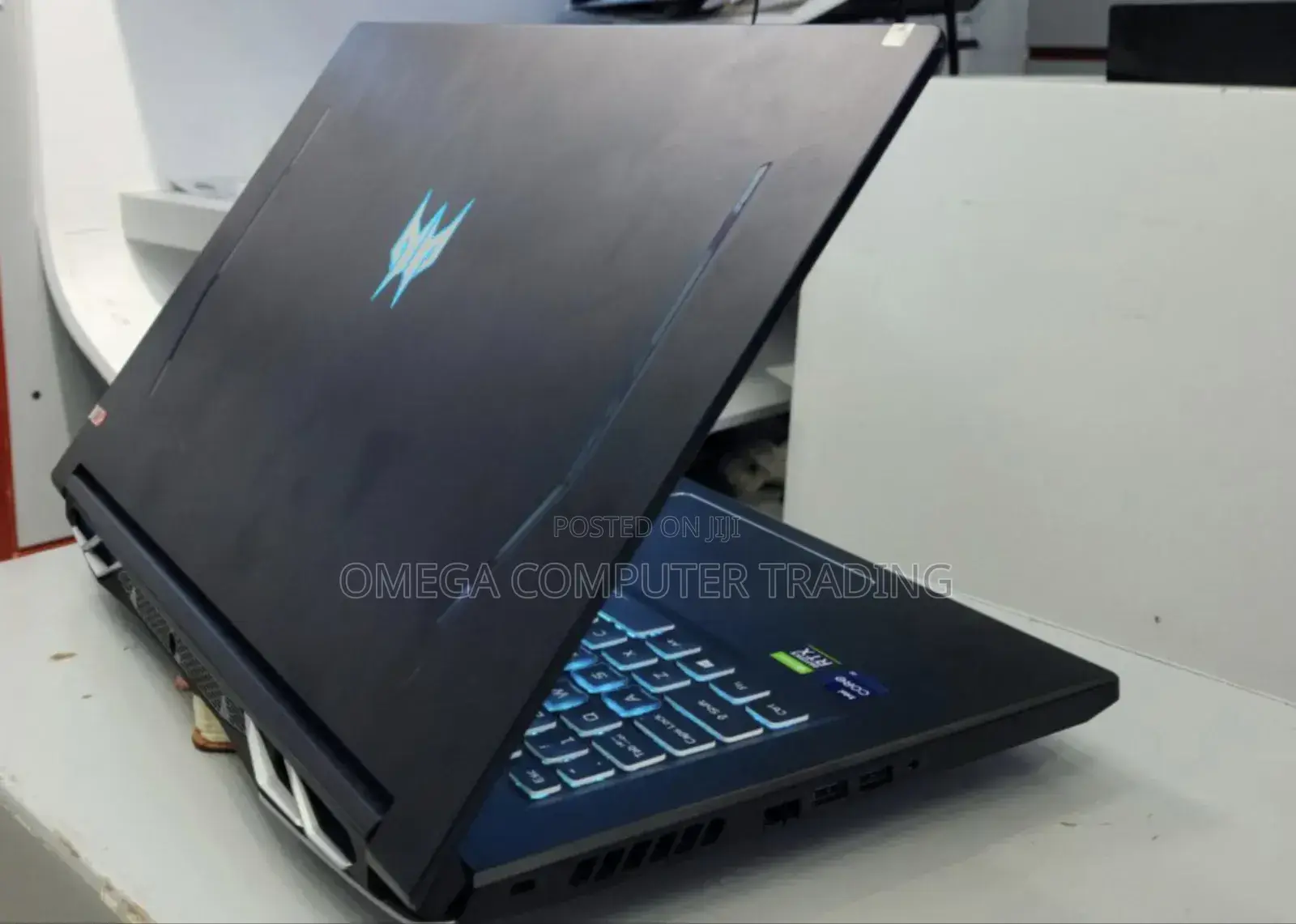 New Laptop Acer Predator Helios 300 16GB Intel Core i9 SSD 1T