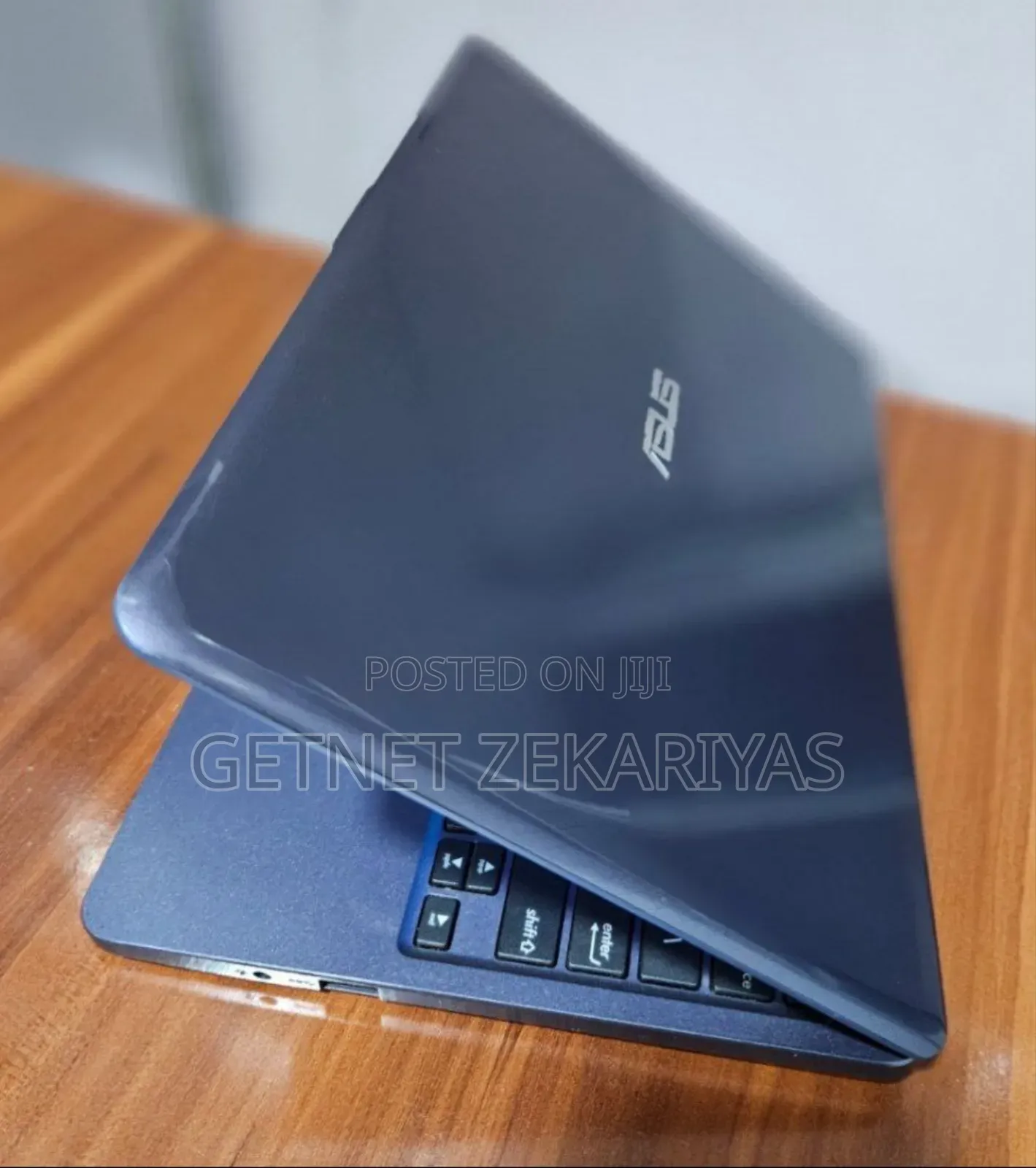 New Laptop Asus VivoBook 15 X505BA 4GB Intel Pentium SSD 32GB
