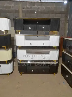 Tv Stand በፈለጉት ቀለም ሜትር ከ ሀምሣ