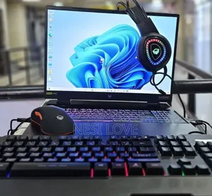 New Laptop Acer Predator Helios 300 16GB Intel Core i9 SSD 1T