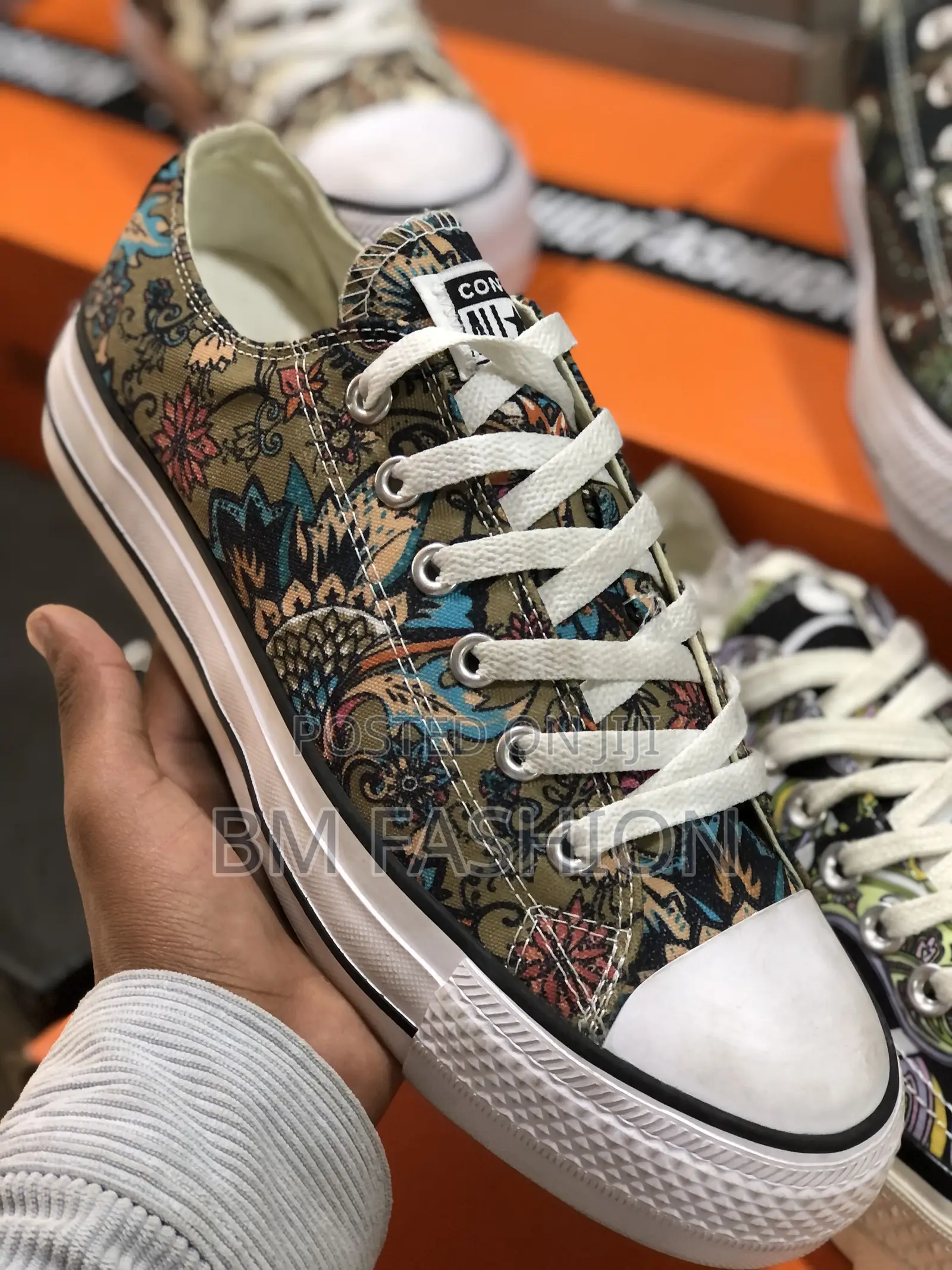Adidas Samba Available With Many Colors