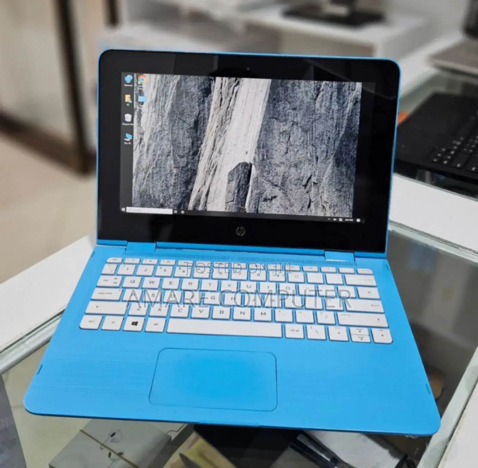 New Laptop HP Stream Laptop 2GB Intel Celeron SSD 32GB
