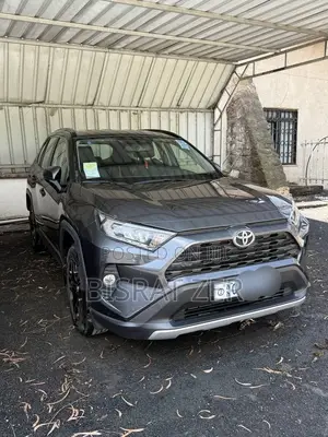 New Toyota RAV4 2024 Silver