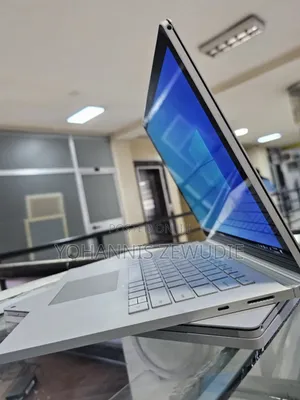 New Laptop Microsoft Surface Book 3 16GB Intel Core I7 SSD 256GB