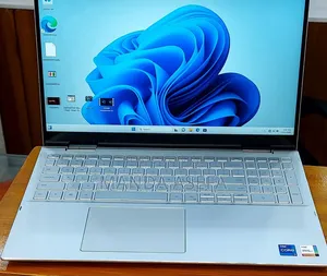 New Laptop Dell Inspiron 15 16GB Intel Core I7 SSD 512GB
