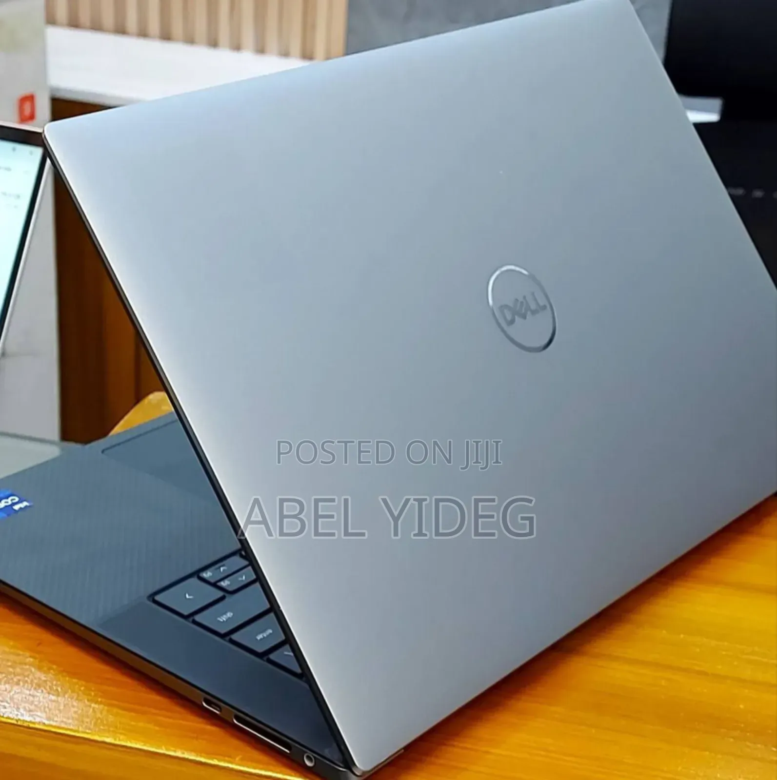 New Laptop Dell XPS 15 32GB Intel Core I7 SSD 1T