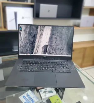 New Laptop Dell Precision 5540 32GB Intel Core I7 SSD 512GB