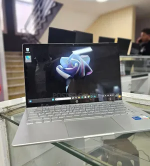 New Laptop HP Pavilion 15 8GB Intel Core I5 SSD 512GB