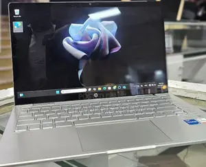 New Laptop HP Envy X360 8GB Intel Core I5 SSD 512GB