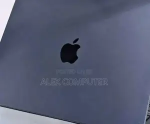 New Apple MacBook Air 2024 M3 15-Inch 8GB Intel Core I7 SSD 512GB