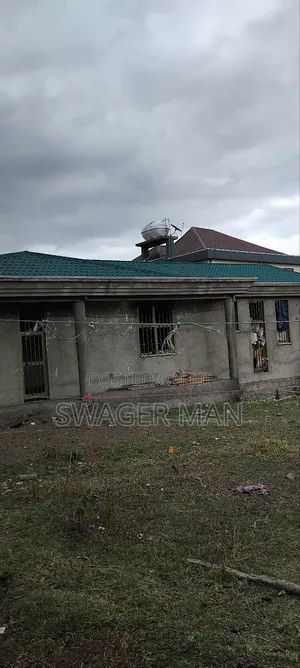 3bdrm Villa in Tafo, Yeka for sale