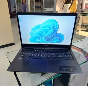 New Laptop Acer Aspire 5 8GB Intel Core 2 Quad SSD 128GB
