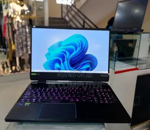 New Laptop Acer Predator Helios 300 16GB Intel Core I9 SSD 512GB