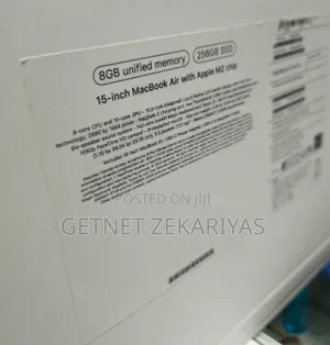 New Laptop Apple MacBook Air 2023 M2 8GB Apple M2 SSD 256GB