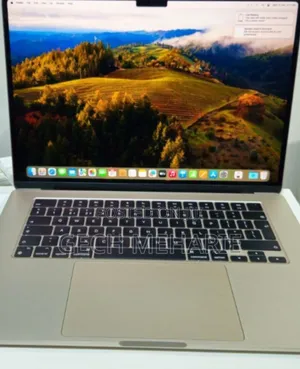 New Laptop Apple MacBook Air 2023 M2 8GB Apple M2 SSD 256GB