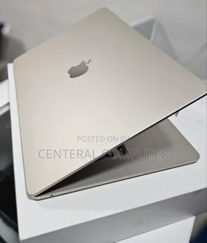 New Laptop Apple MacBook Air 2023 M2 8GB Intel Core I7 SSD 256GB