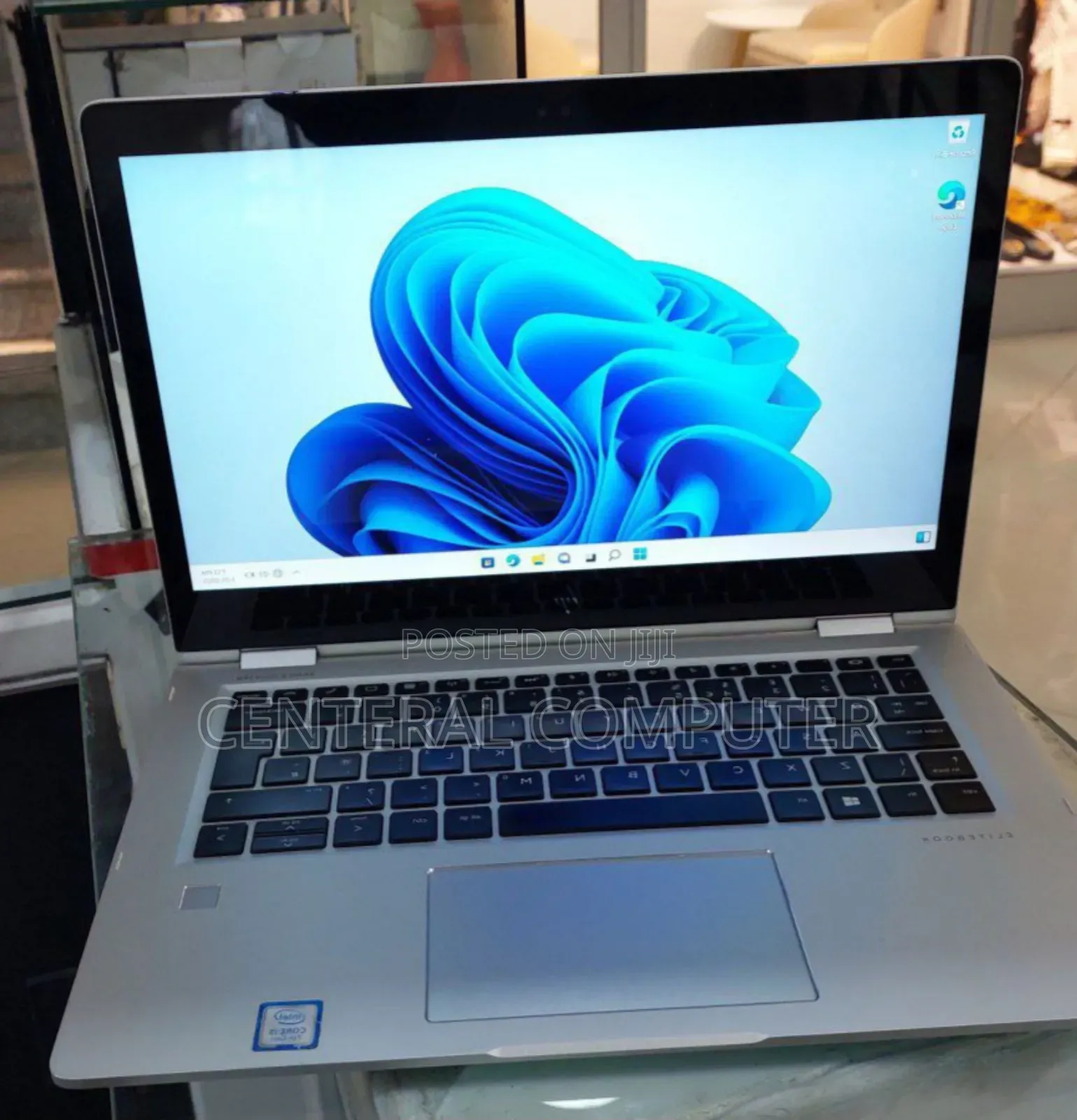 New Laptop HP Pavilion 17t 16GB Intel Core I5 SSD 512GB