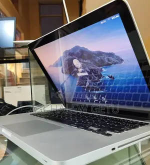 New Laptop Apple MacBook Pro 2012 4GB Intel Core I5 HDD 500GB