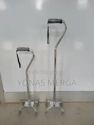 Walking Stick፲每kr921 Curved Handle Large Four Legged Cane