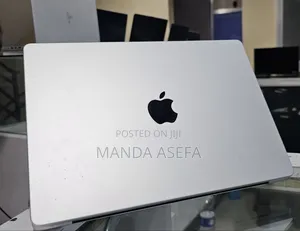 New Laptop Apple MacBook Pro 8GB Apple M3 SSD 512GB