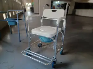 Commode Chair4commode Chair6ጎማ ያለው Commode Chair3 Poty Chair