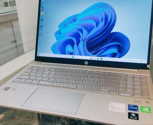 New Laptop HP Pavilion 10 16GB Intel Core I5 SSD 512GB
