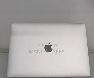 New Laptop Apple MacBook Pro 2017 8GB Intel Core I5 SSD 256GB