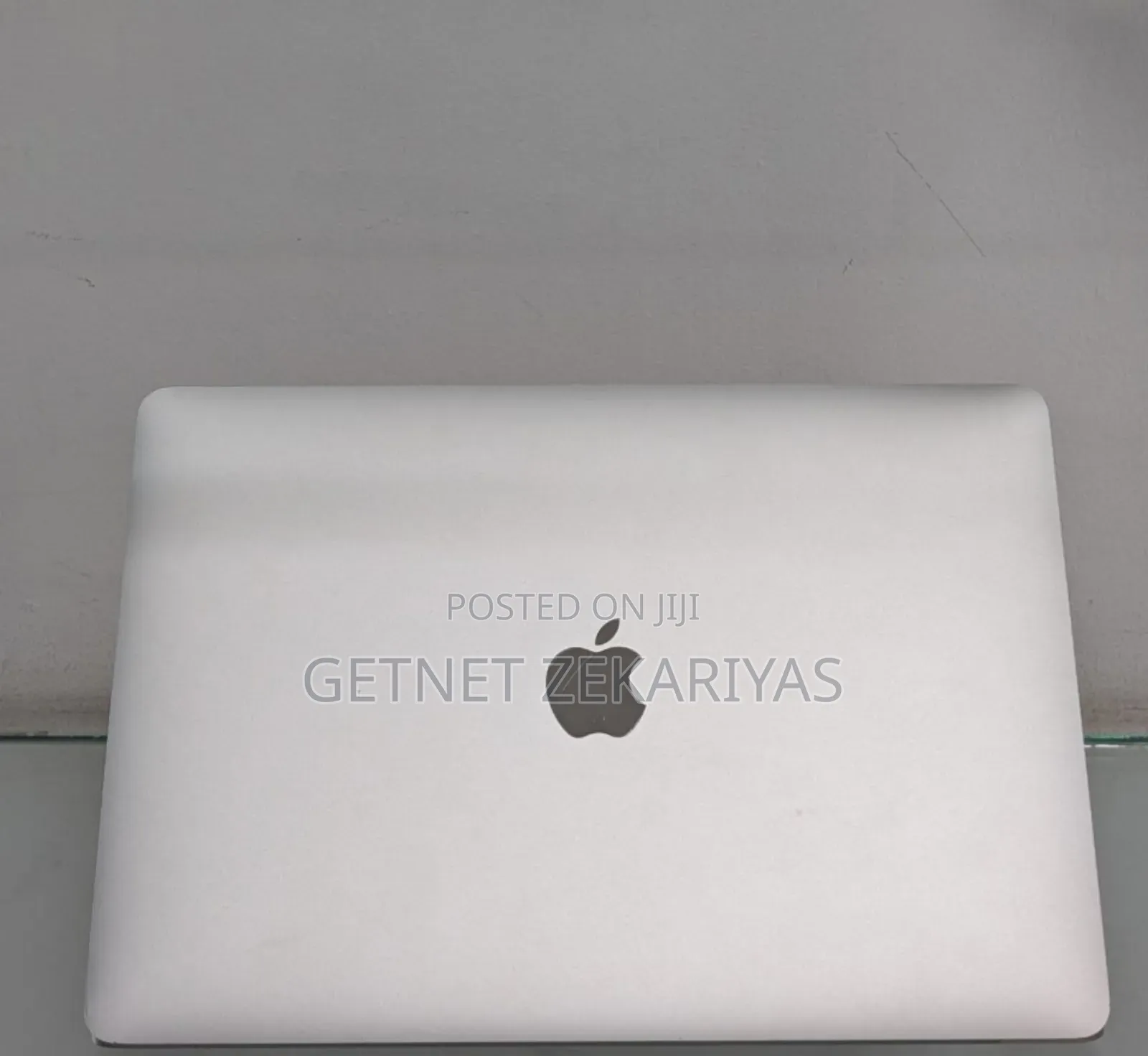 New Laptop Apple MacBook Pro 2017 8GB Intel Core I5 SSD 256GB