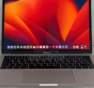 New Laptop Apple MacBook Pro 2017 8GB Intel Core I5 SSD 256GB