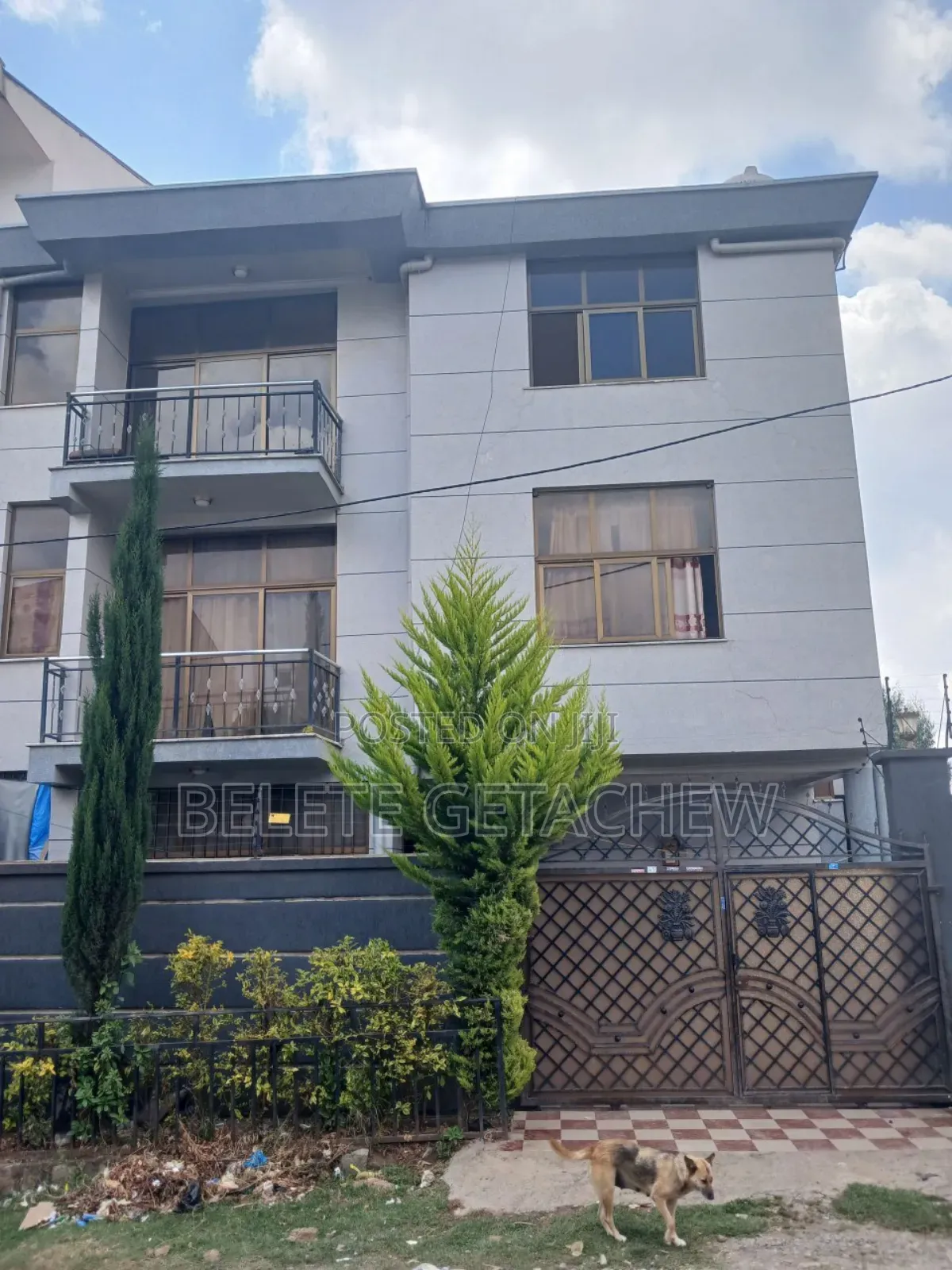 5bdrm House in Yeka Abado, G+2 for sale