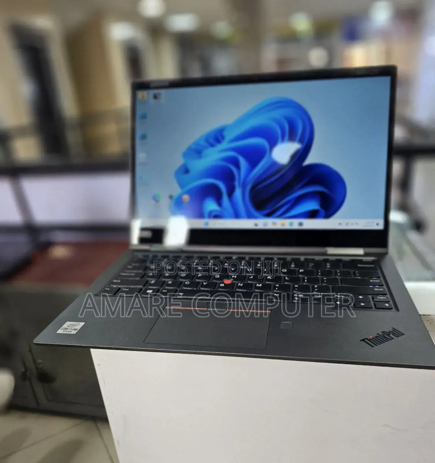 New Laptop Lenovo ThinkPad Yoga 16GB Intel Core I7 SSD 512GB