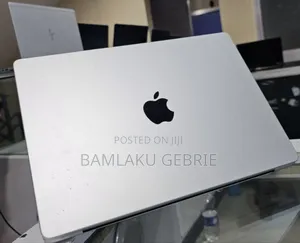 New Laptop Apple MacBook Pro 8GB Apple M3 SSD 512GB