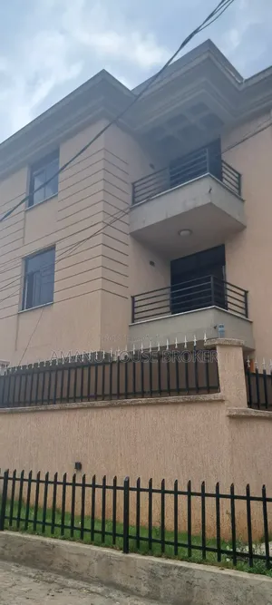 6bdrm House in Addis Abeba, Yeka for rent