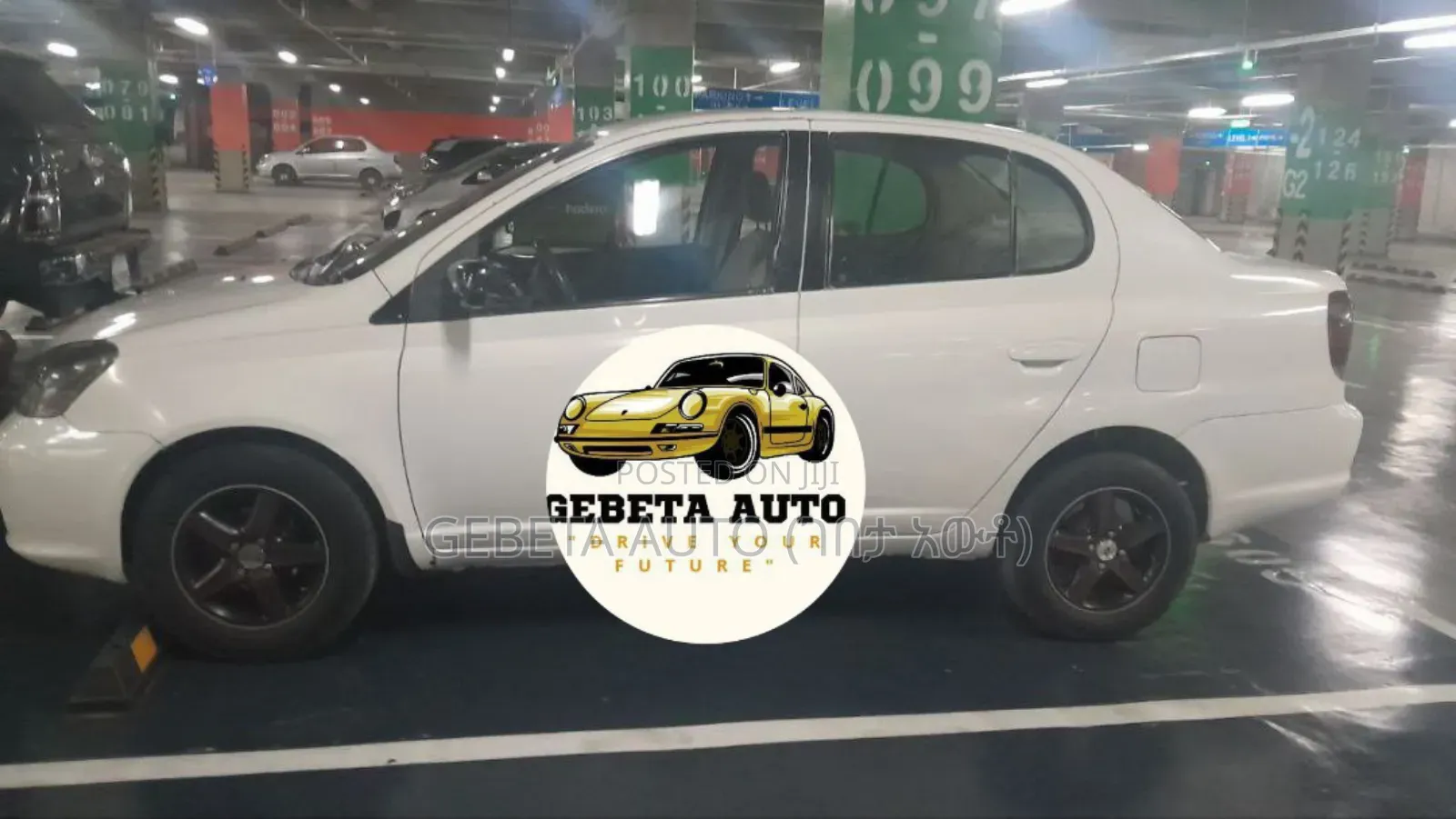 Toyota Platz 2001 White
