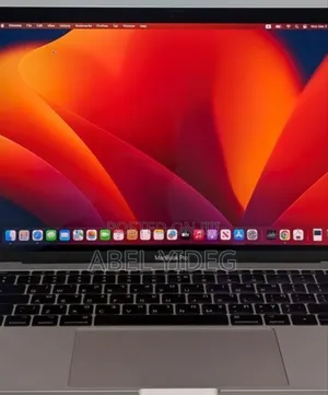 New Laptop Apple MacBook Pro 2017 8GB Intel Core I5 SSD 256GB