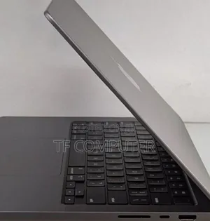 New Laptop Apple MacBook Pro 2021 M1 16GB Apple M1 Pro SSD 512GB