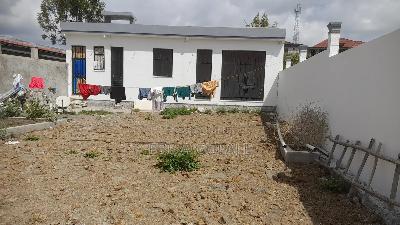 Furnished 3bdrm Apartment in Yeka for sale