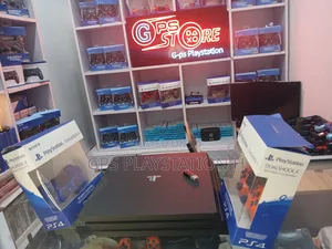 Ps 4 Pro (Playstation]Jealbreak Slightly Used
