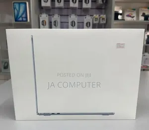 New Laptop Apple MacBook Air 2024 M3 15-Inch 16GB Apple M4 SSD 256GB